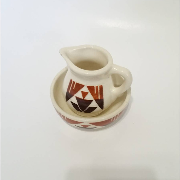 Vintage Sioux Native American Southwest Miniature Pottery Signed Kate Dismounts - Picture 6 of 10